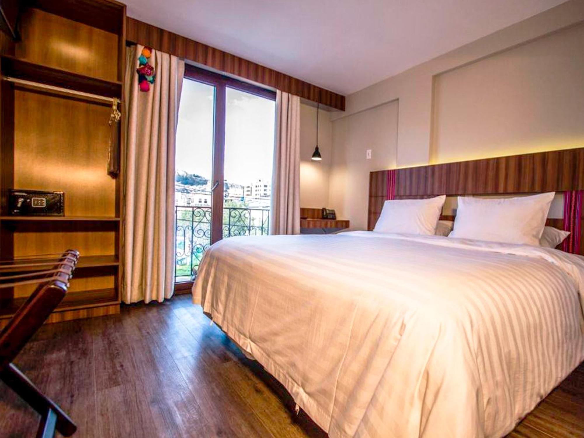 Altus Express Hotel ラパス エクステリア 写真
