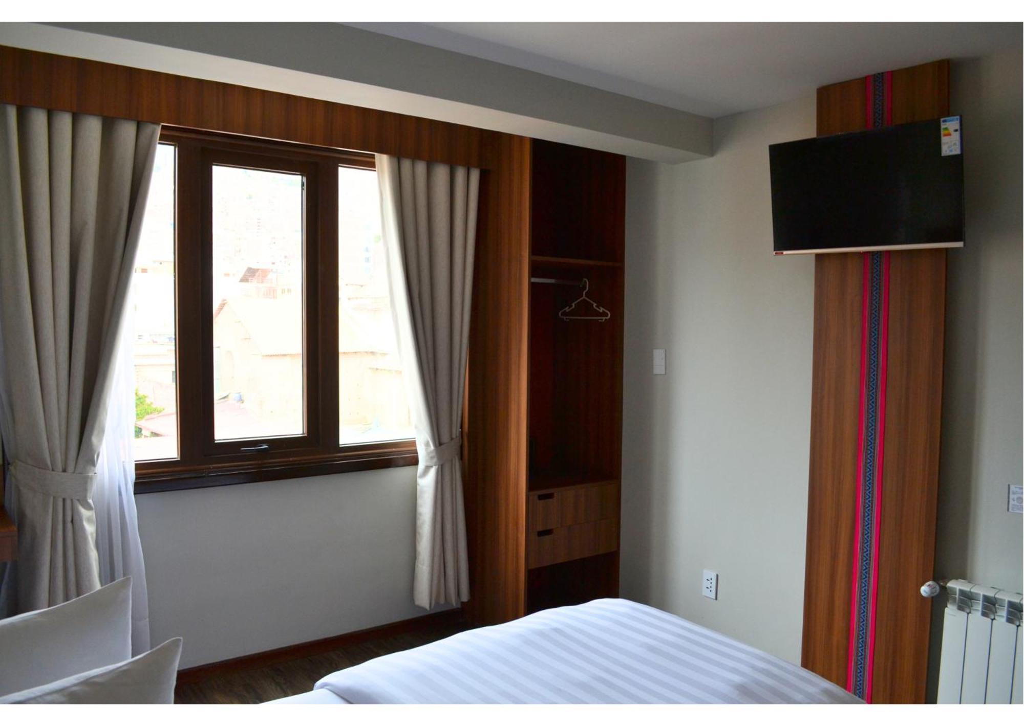 Altus Express Hotel ラパス エクステリア 写真
