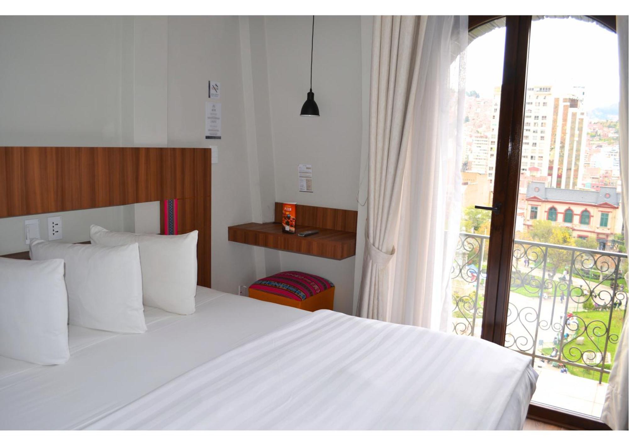 Altus Express Hotel ラパス エクステリア 写真